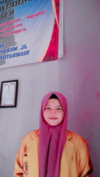 Siti Misbah Gajah photo