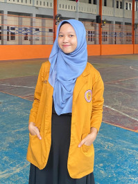 Sevy Cahya Khaerani photo